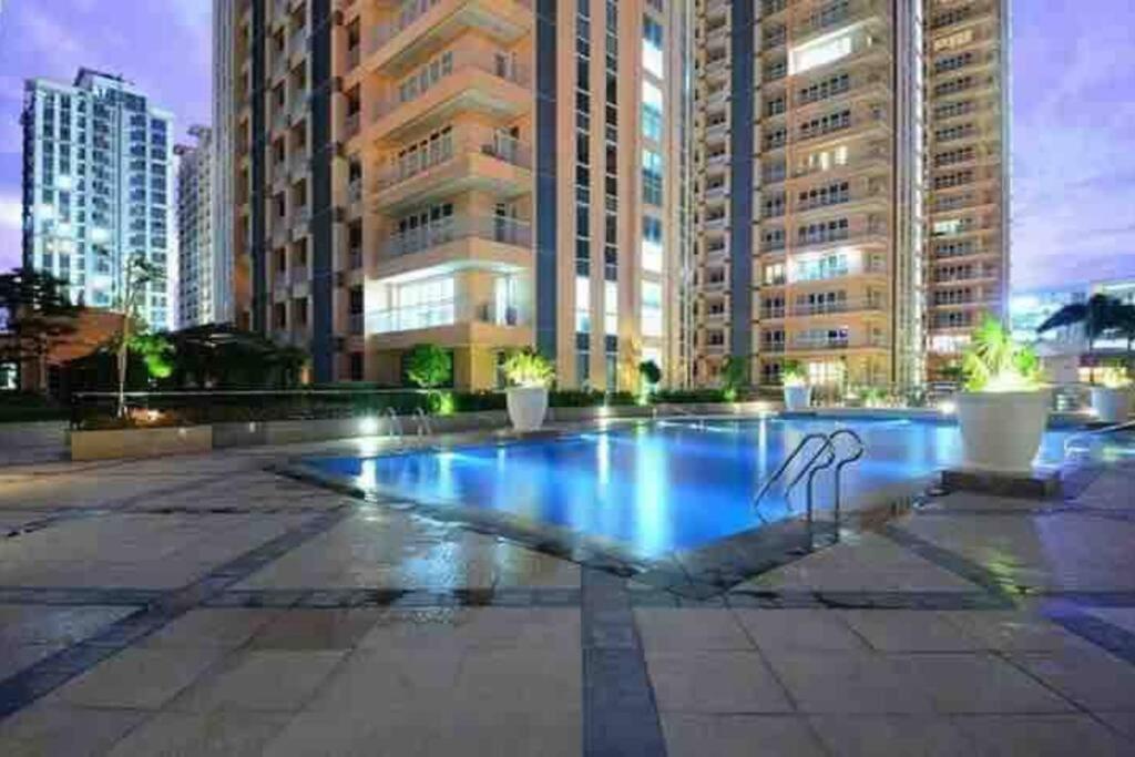 Studio At Viceroy T4 Florence Way Manila Exterior photo