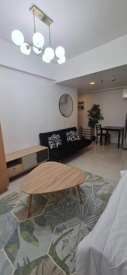 Studio At Viceroy T4 Florence Way Manila Exterior photo