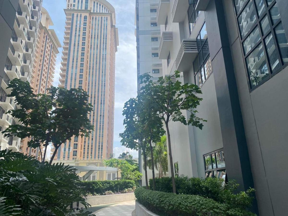Studio At Viceroy T4 Florence Way Manila Exterior photo