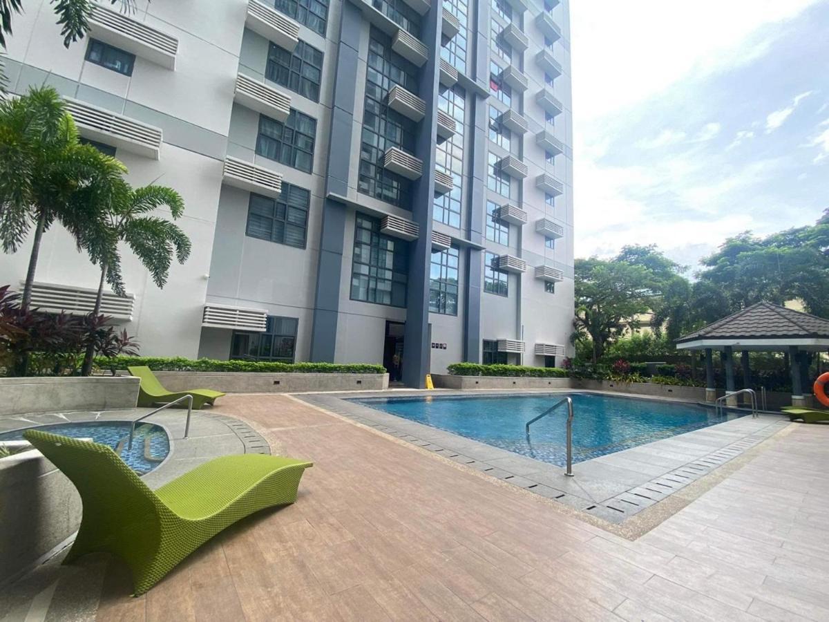 Studio At Viceroy T4 Florence Way Manila Exterior photo